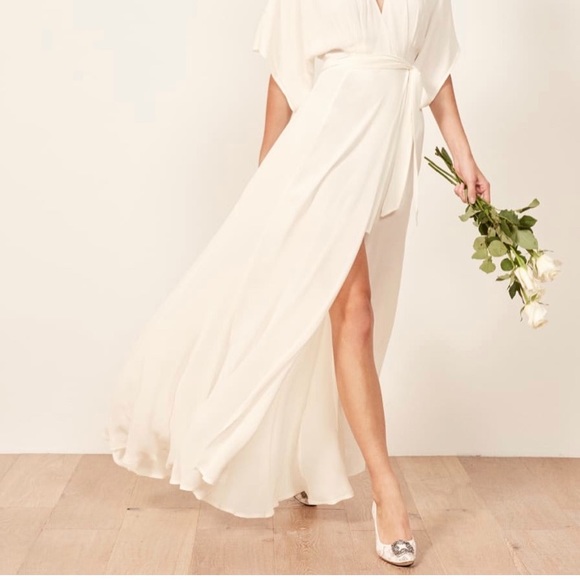 Reformation Winslow Dress - Picture 2 of 5